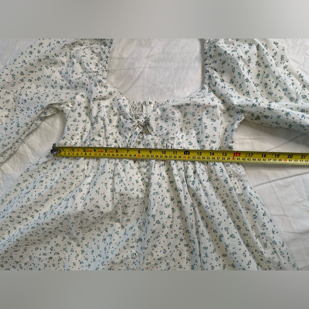Lulus White Blue Floral Puff Sleeve Tie Front Babydoll Mini Dress Size M - Picture 13 of 13